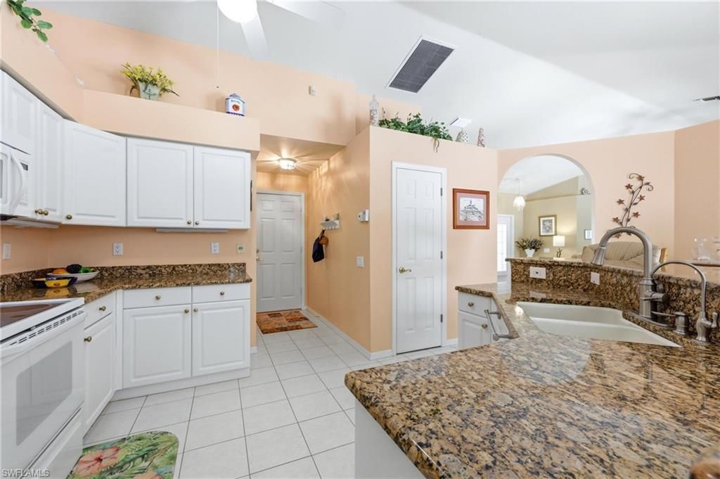 4406 SW 25th Ct, Cape Coral, FL 33914 Photo