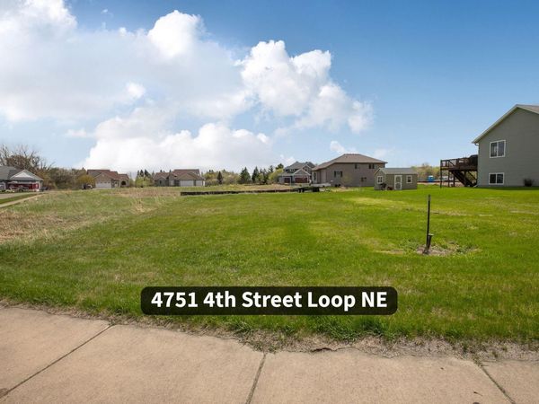 4751 4th Street Loop NE, Saint Cloud, MN 56304