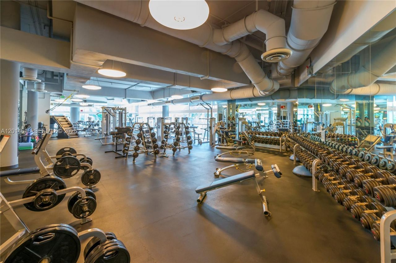 50 S Pointe Dr, Unit 607, Miami Beach, FL 33139 Photo