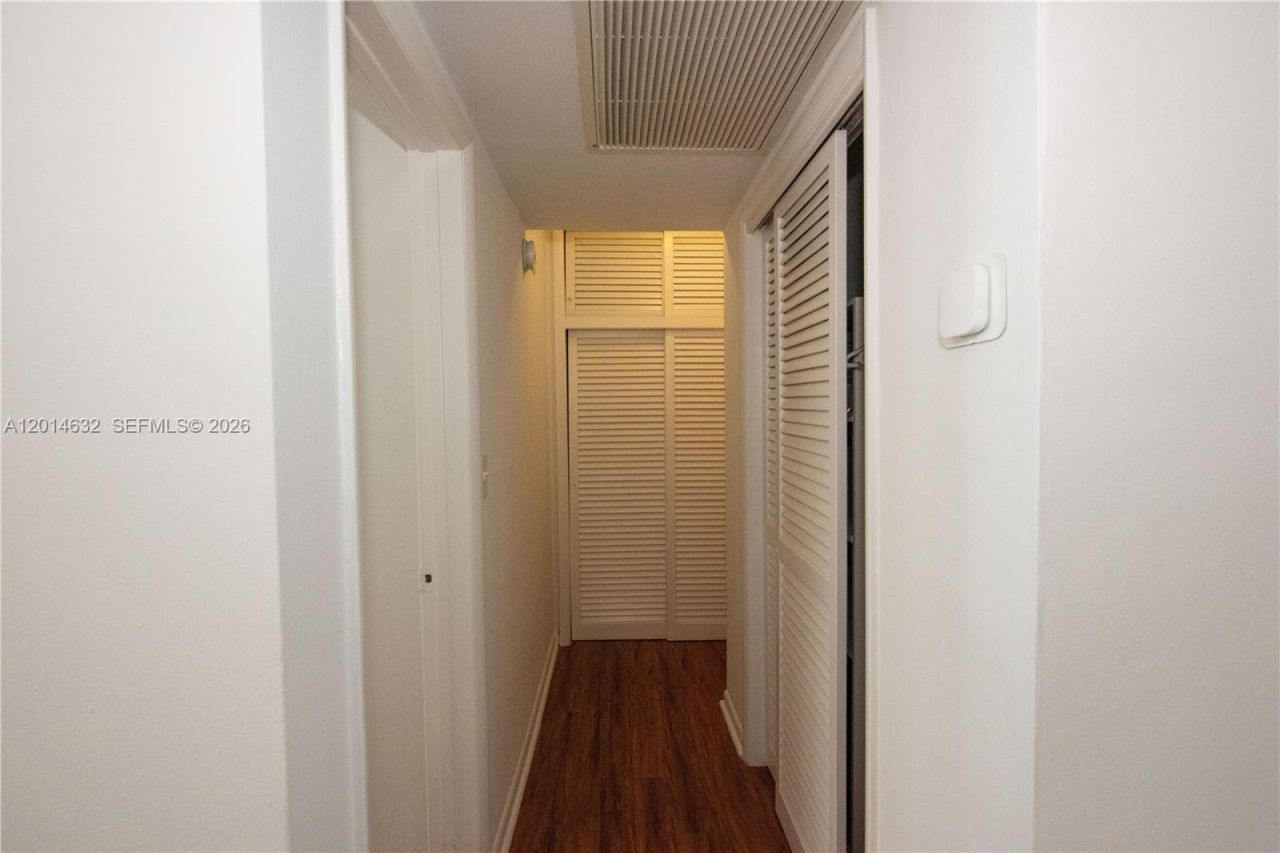 1150 Euclid Ave , Unit 205, Miami Beach, FL 33139 Photo