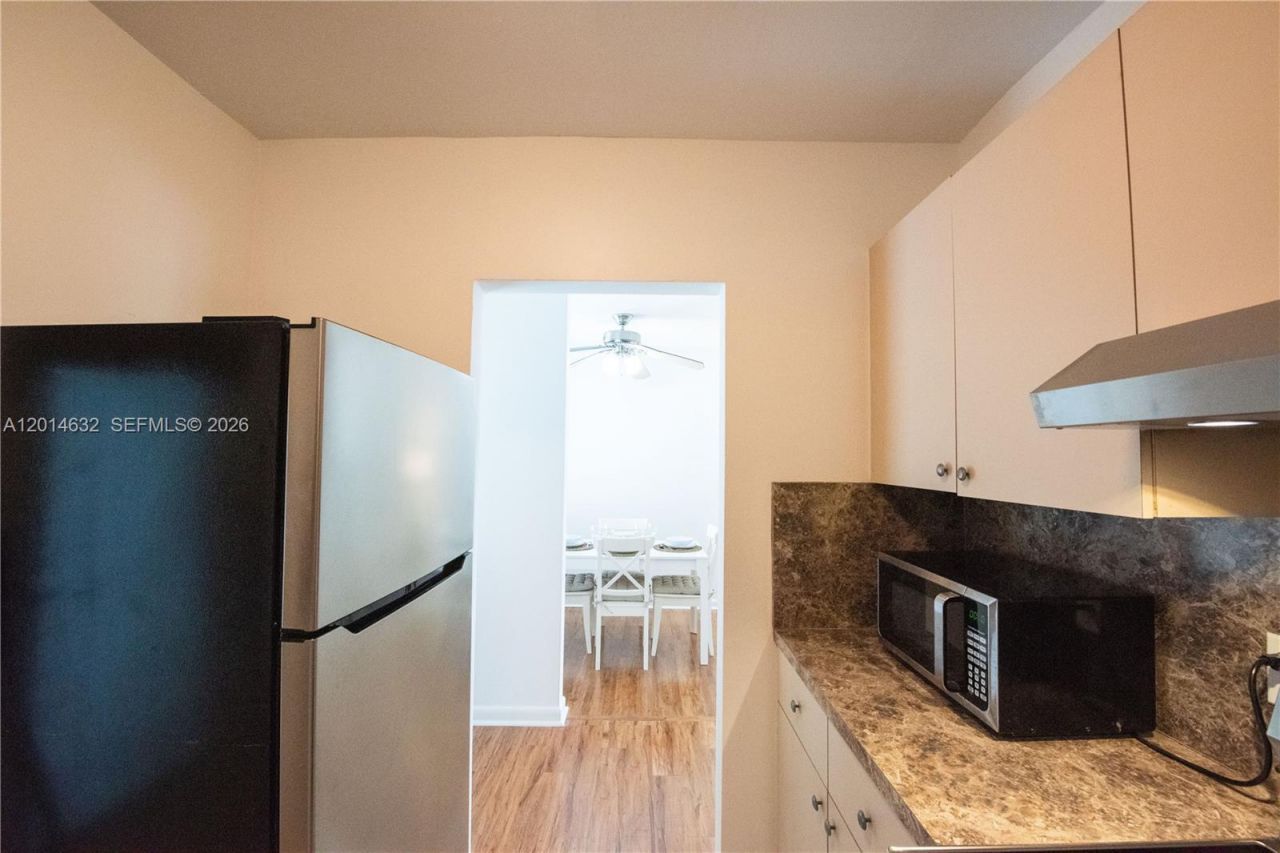 1150 Euclid Ave , Unit 205, Miami Beach, FL 33139 Photo
