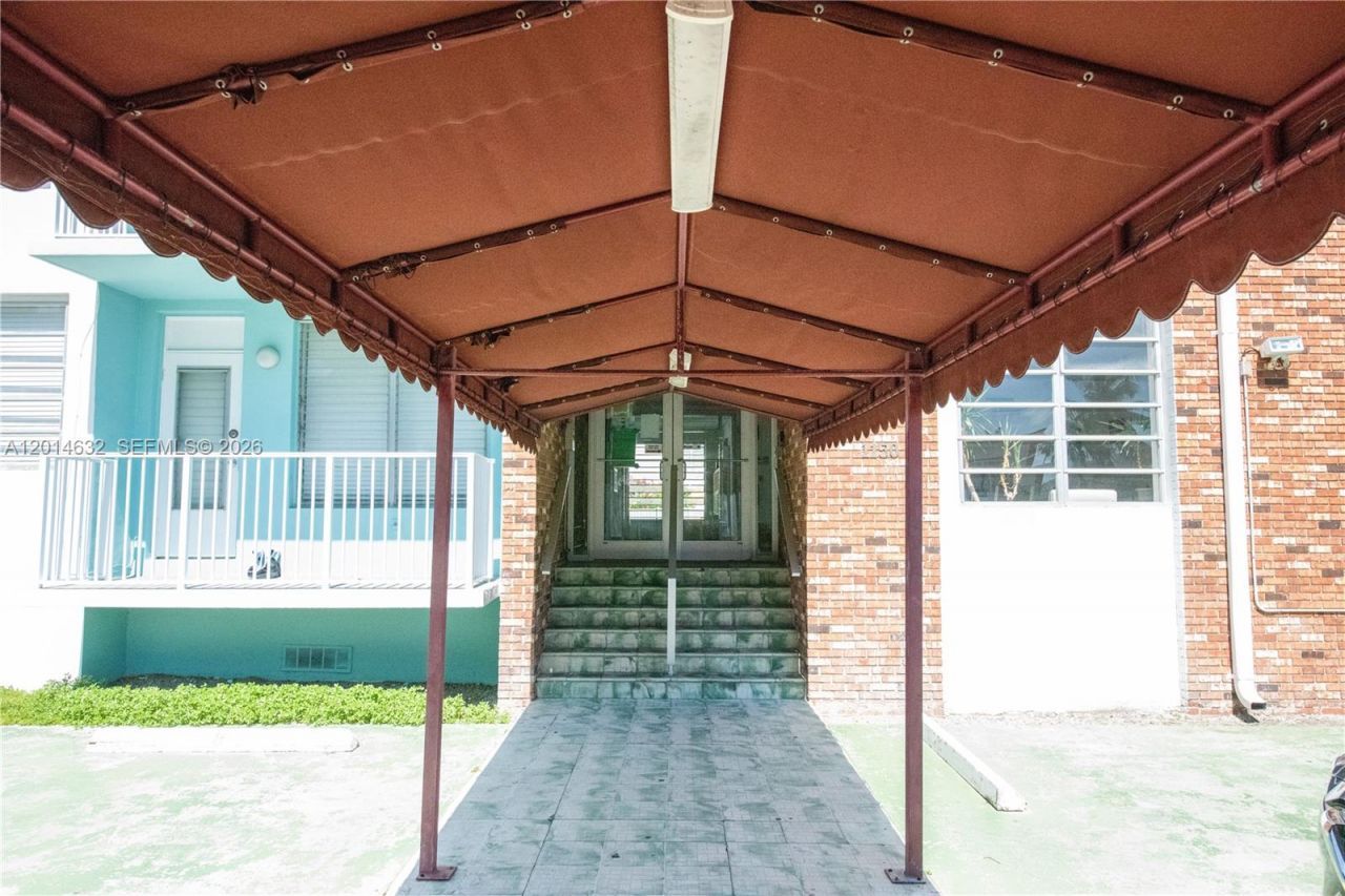 1150 Euclid Ave , Unit 205, Miami Beach, FL 33139 Photo