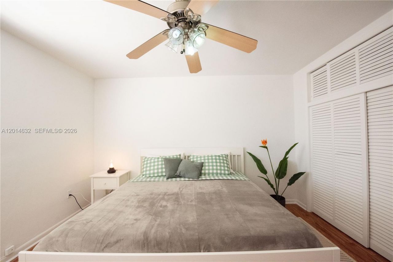 1150 Euclid Ave , Unit 205, Miami Beach, FL 33139 Photo
