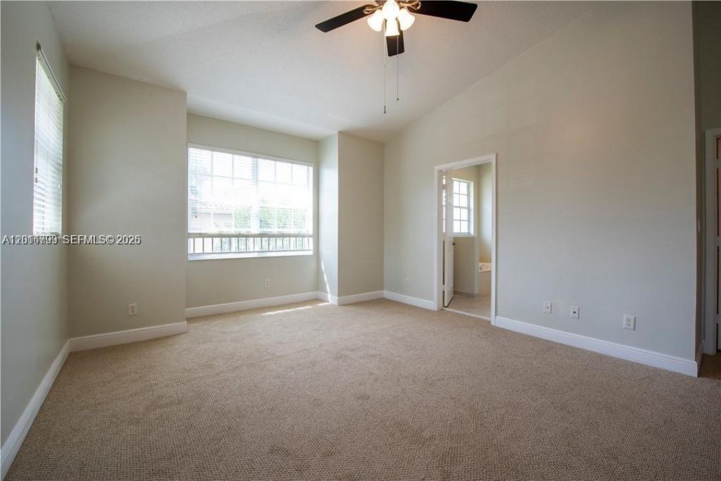 3371 Lakeside Dr , Unit 27, Davie, FL 33328 Photo
