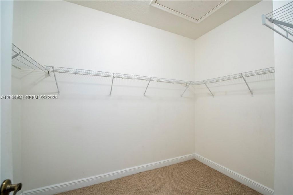 3371 Lakeside Dr , Unit 27, Davie, FL 33328 Photo