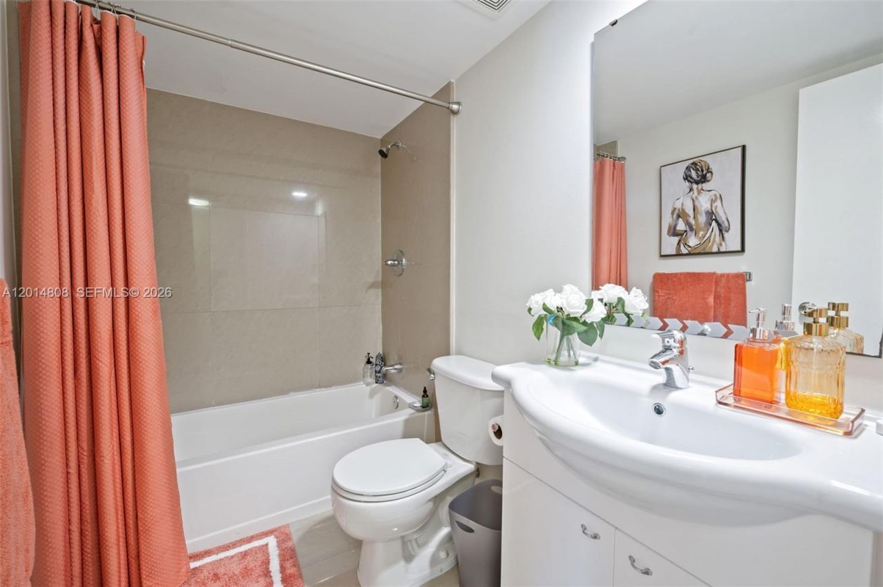 1833 S Ocean Dr , Unit 809, Hallandale Beach, FL 33009 Photo