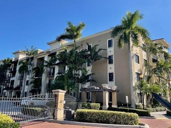 4907 Midtown Lane, Unit 1211, Palm Beach Gardens, FL 33418
