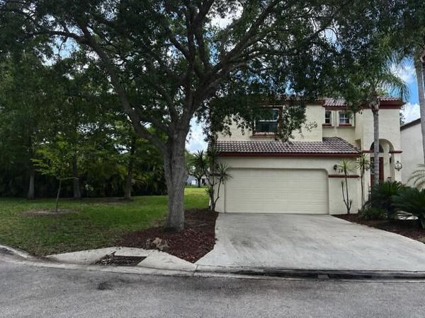 100 NW 118th Drive, Coral Springs, FL 33071