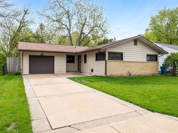 2636 6TH Street , East Moline, IL 61244