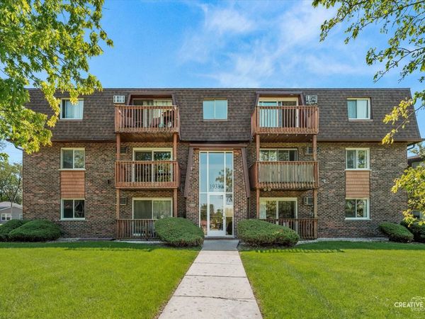 19330 Wolf Road , Unit 9, Mokena, IL 60448