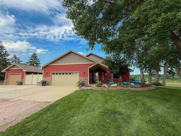 502 Pine, Dakota City, NE 68731