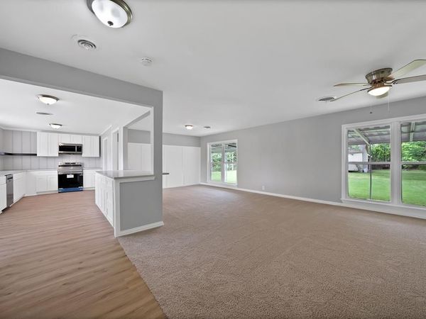 109 Brookhollow Drive, Terrell, TX 75160