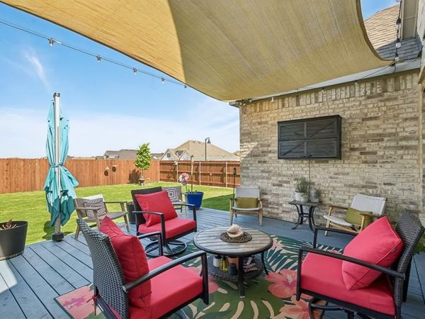 569 Pebble Drive, Waxahachie, TX 75167