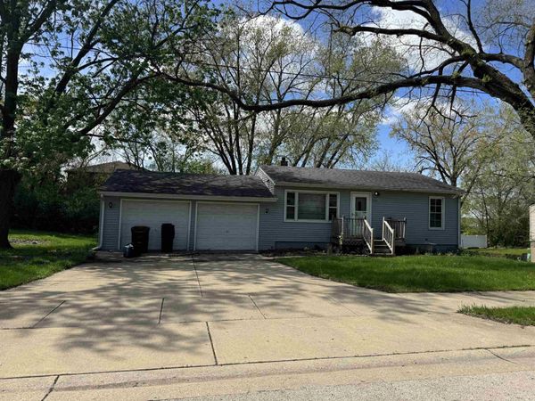 6985 HIATT, ROCKFORD, IL 61114