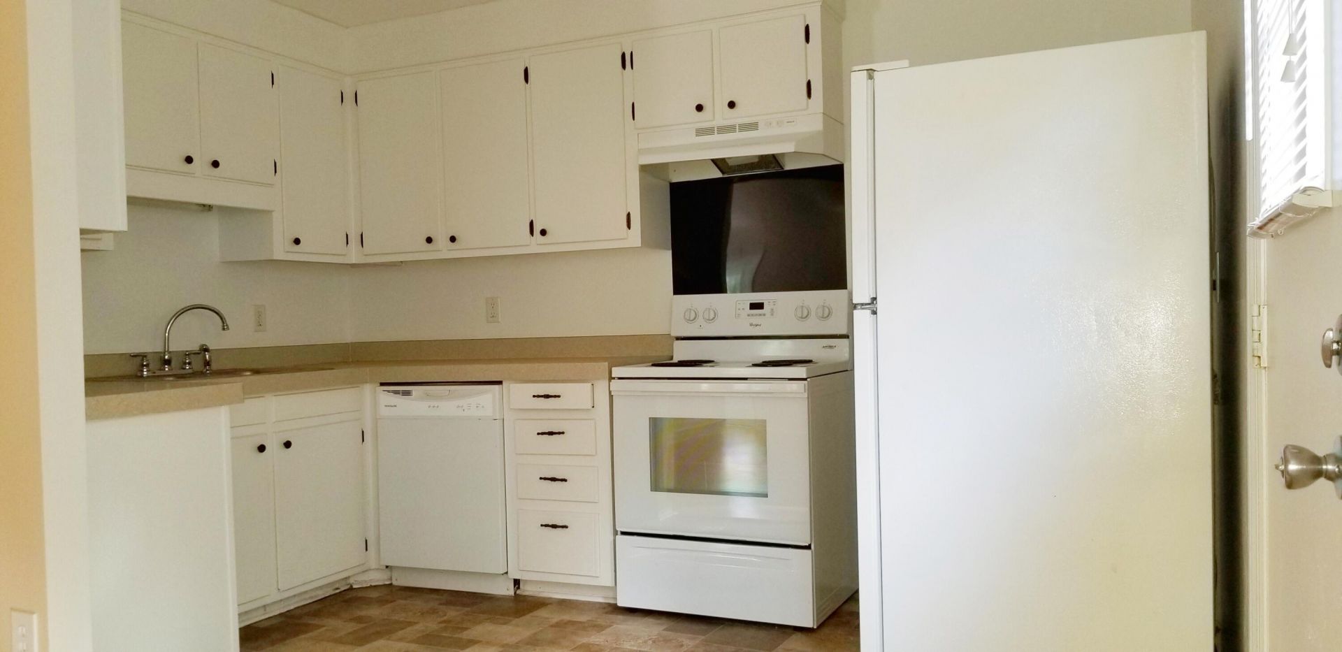 805 Sandpiper Drive Photo 4