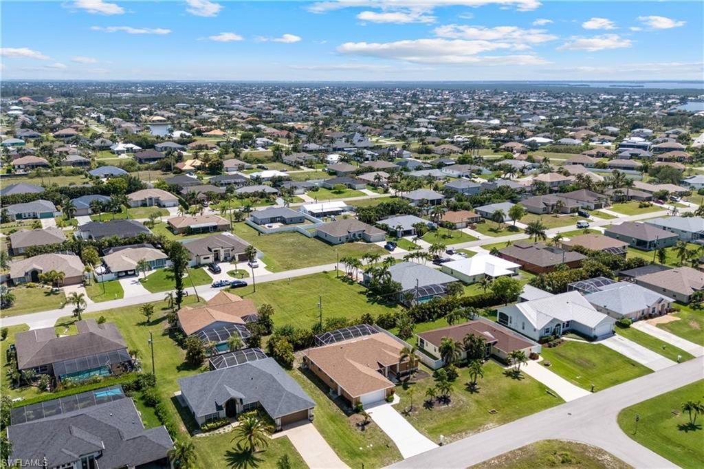 2228 SW 26th Ter , Cape Coral, FL 33914 Photo