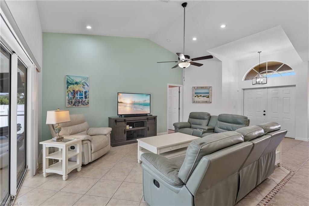 2228 SW 26th Ter , Cape Coral, FL 33914 Photo