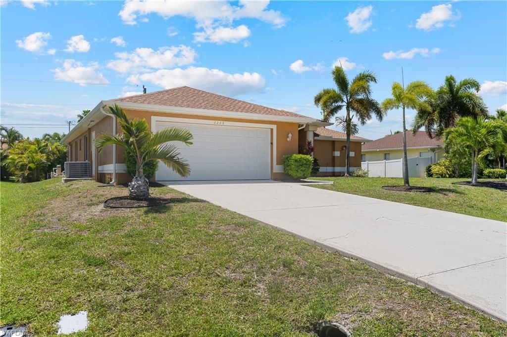 2228 SW 26th Ter , Cape Coral, FL 33914 Photo