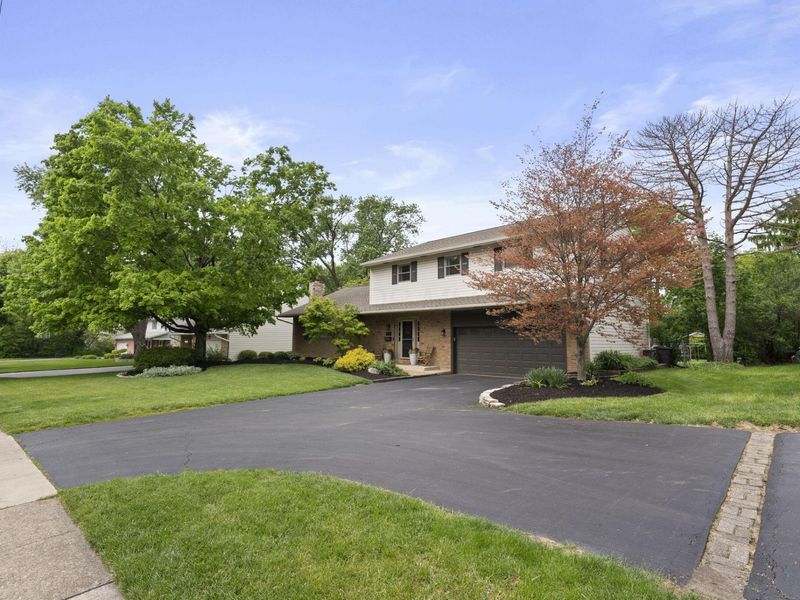 1920 Mccoy Road, Columbus, OH 43220 Photo 49