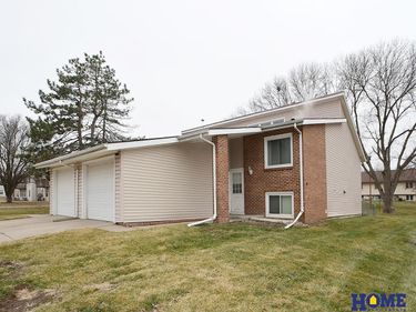 271 Parkside Lane , Lincoln, NE 68521