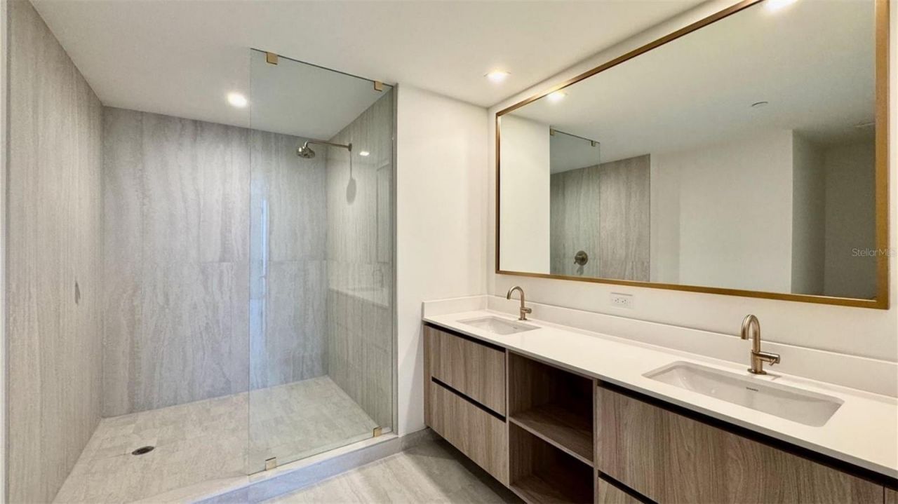 77 SE 5th St , Unit 1903, Miami, FL 33131 Photo