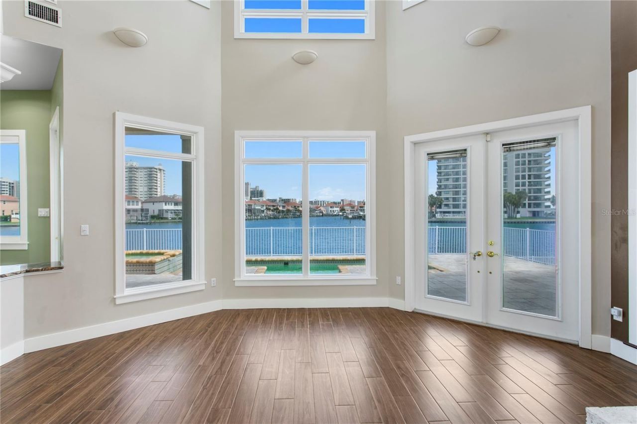 215 Harrison Avenue, Belleair Beach, FL 33786 Photo