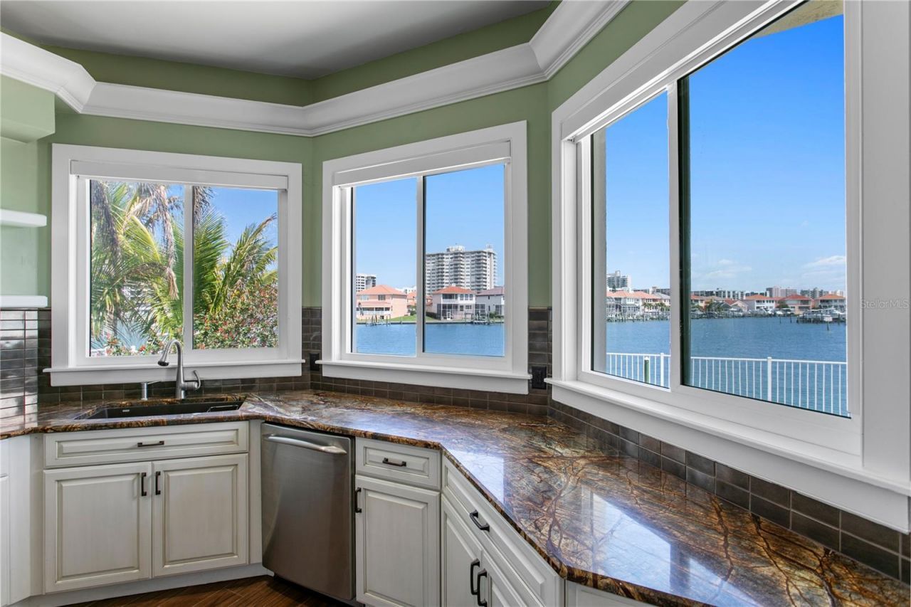 215 Harrison Avenue, Belleair Beach, FL 33786 Photo