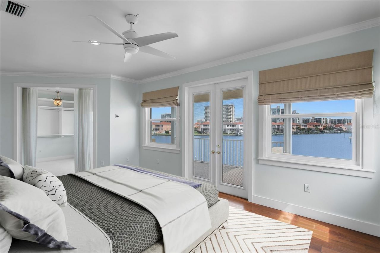 215 Harrison Avenue, Belleair Beach, FL 33786 Photo