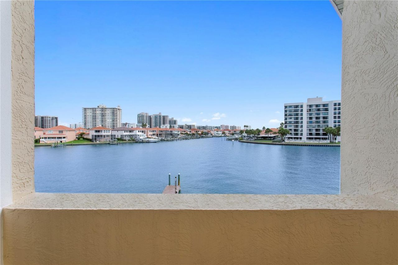 215 Harrison Avenue, Belleair Beach, FL 33786 Photo