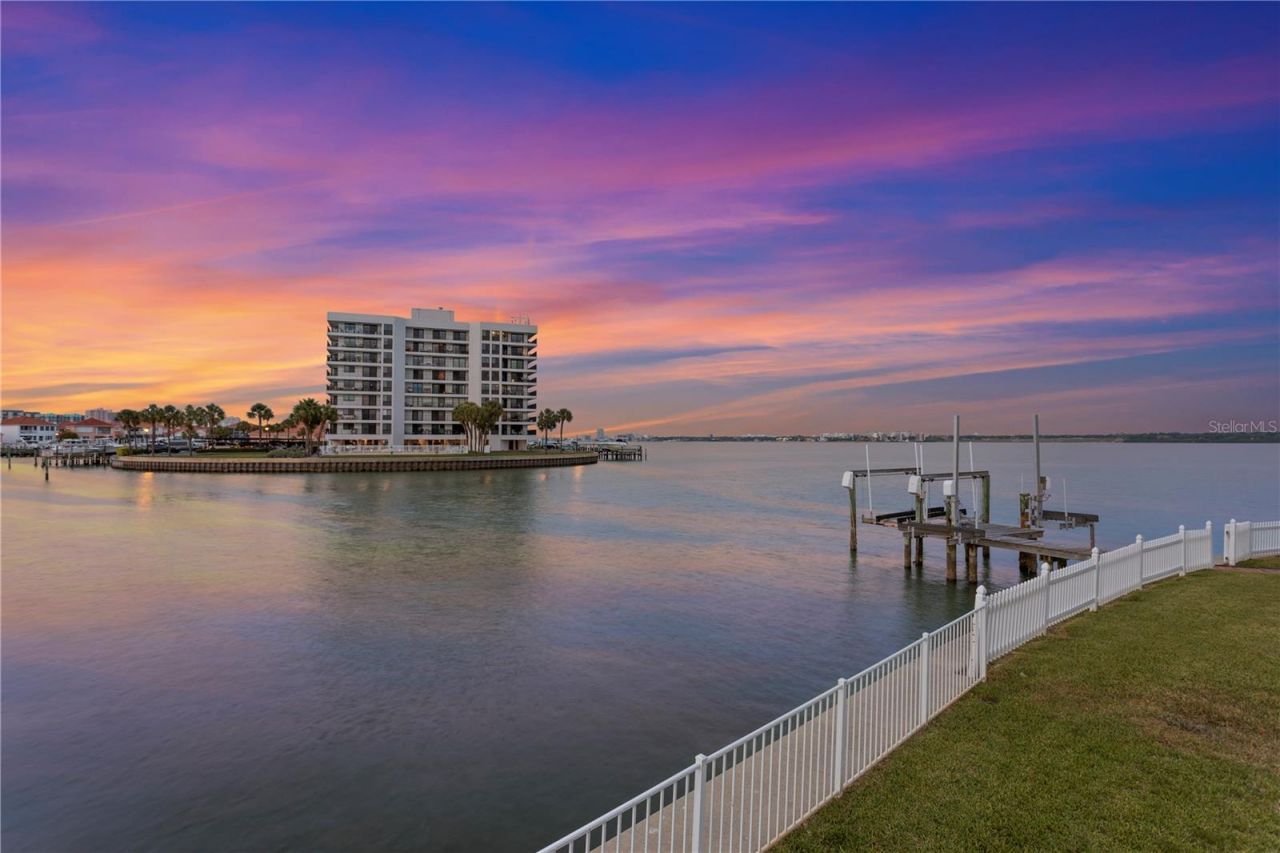 215 Harrison Avenue, Belleair Beach, FL 33786 Photo