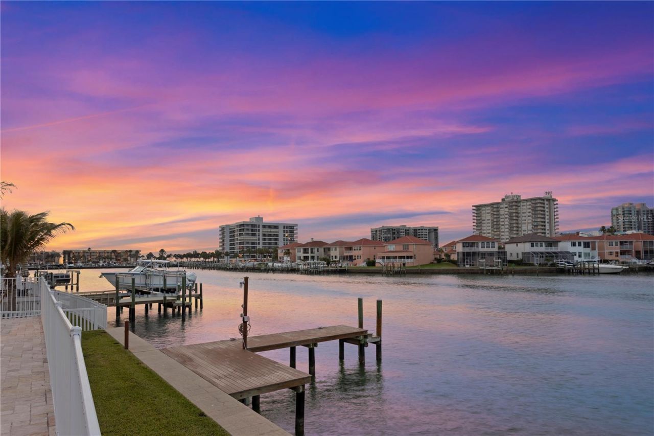 215 Harrison Avenue, Belleair Beach, FL 33786 Photo
