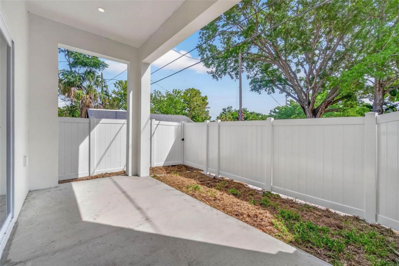 4365 Iris Street N, Saint Petersburg, FL 33714 Photo