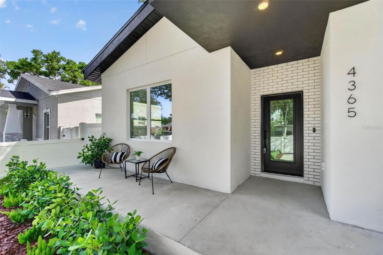 4365 Iris Street N, Saint Petersburg, FL 33714 Photo