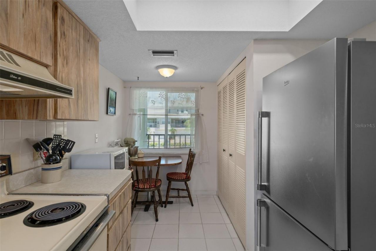 8211 Brent Street , Unit 816, Port Richey, FL 34668 Photo