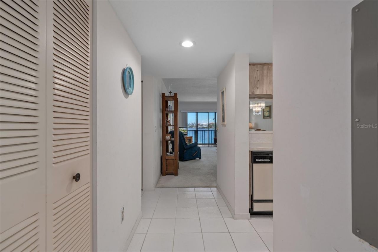 8211 Brent Street , Unit 816, Port Richey, FL 34668 Photo