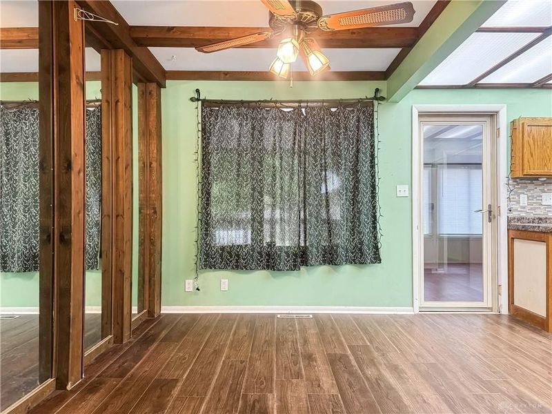 351 Deerfield Road, Columbus, OH 43228 Photo 16