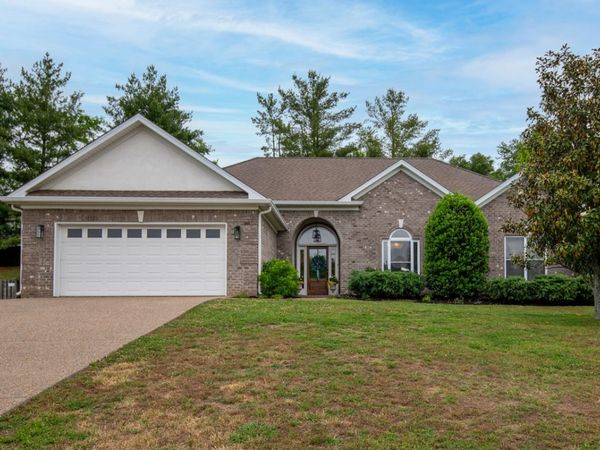 854 Loretta Dr, Goodlettsville, TN 37072