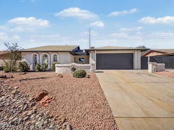 3130 W KRISTAL Way, Phoenix, AZ 85027