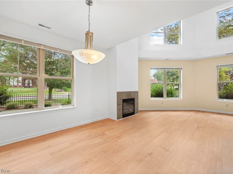 3217 Euclid Heights Boulevard, Cleveland Heights, OH 44118 Photo 9