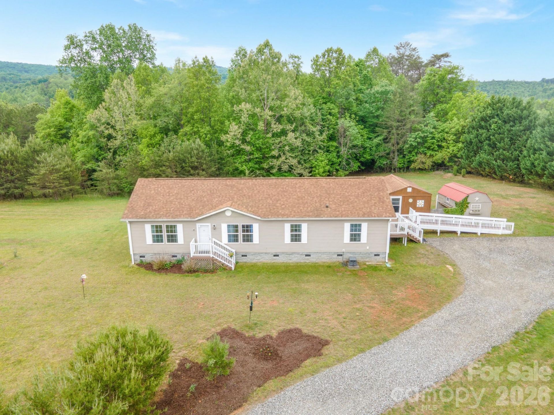 2517 Horseshoe Road, Westfield, NC 27053 Main Photo