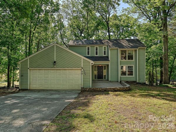 7925 Serendipity Lane, Charlotte, NC 28277