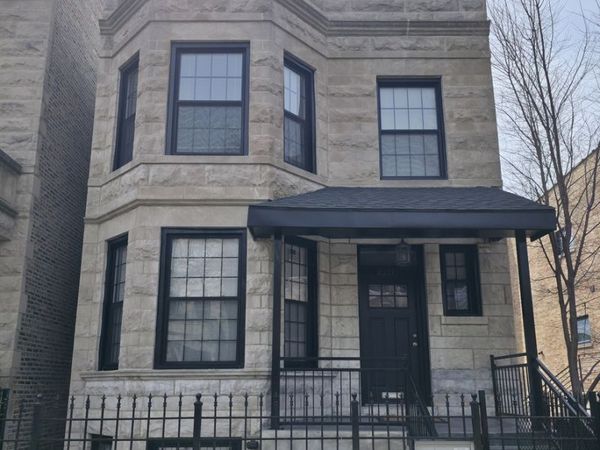 3251 W Evergreen Avenue , Chicago, IL 60651