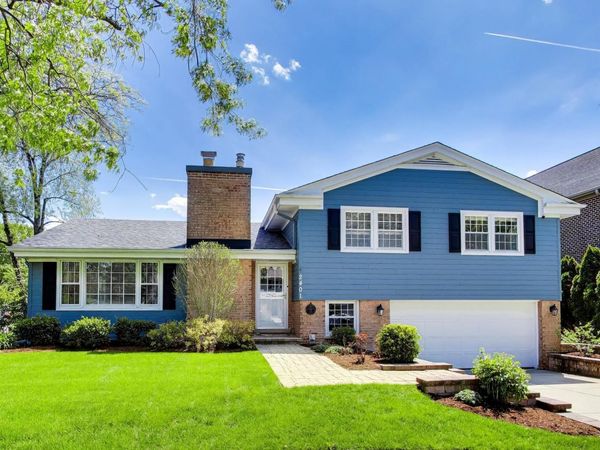 2401 Maple Avenue , Northbrook, IL 60062