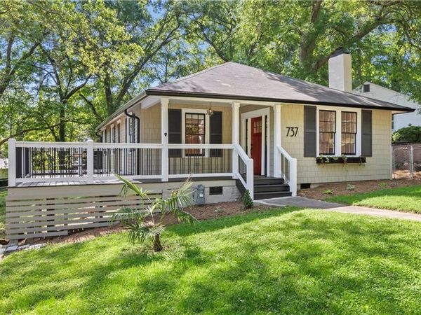 737 Matilda Place NW, Atlanta, GA 30318