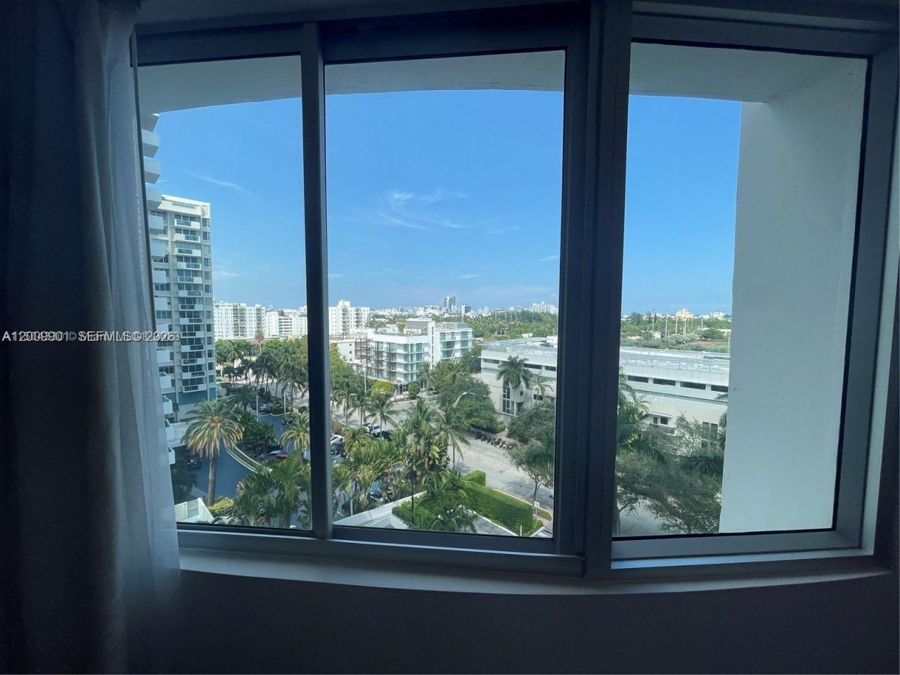 1100 West Ave , Unit 807, Miami Beach, FL 33139 Photo