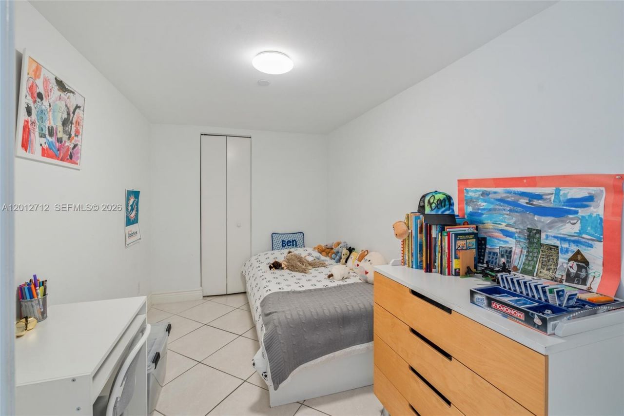 21205 Yacht Club Dr , Unit 805, Aventura, FL 33180 Photo