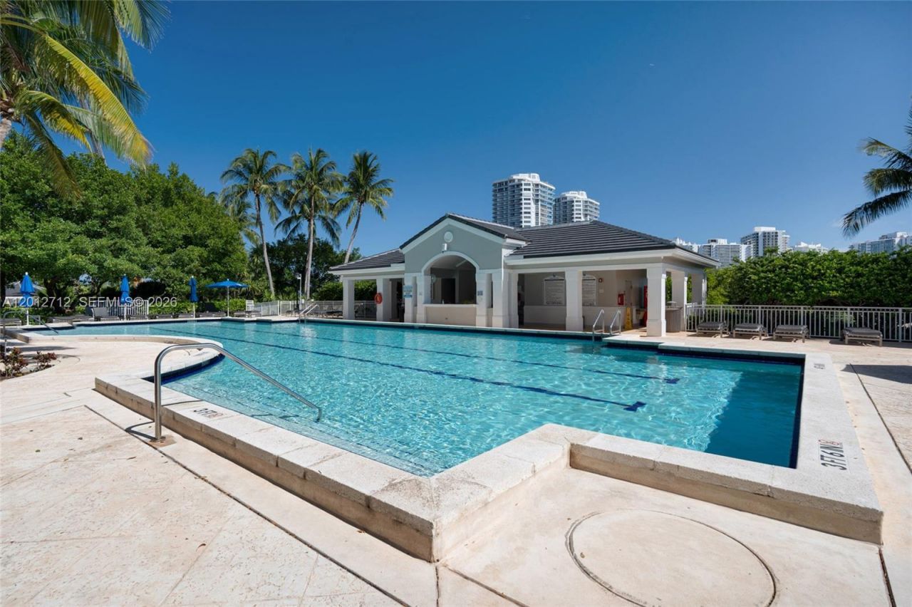 21205 Yacht Club Dr , Unit 805, Aventura, FL 33180 Photo