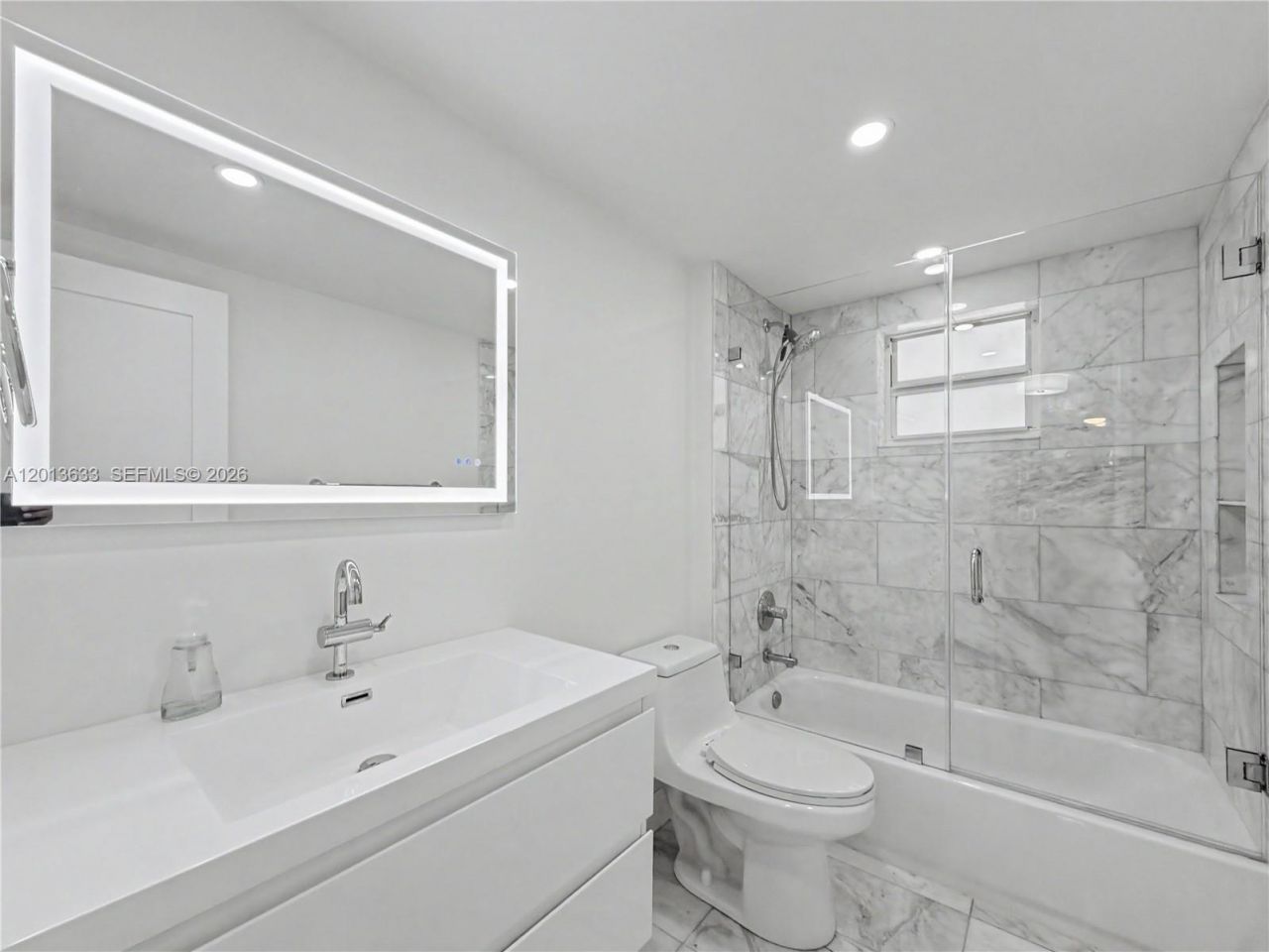 100 Edgewater Dr, Unit 204, Coral Gables, FL 33133 Photo