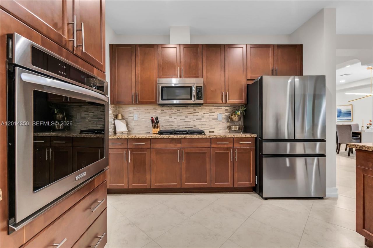 8915 W Watercrest Cir W , Parkland, FL 33076 Photo