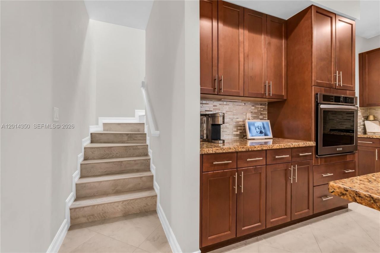 8915 W Watercrest Cir W , Parkland, FL 33076 Photo